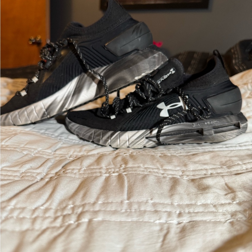 Men’s Under Armour Phantom Shoes